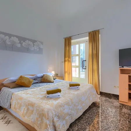 Anita By Interhome Vakantiehuis Krnica